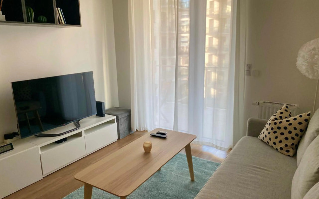 Comfortable place on the Marina port