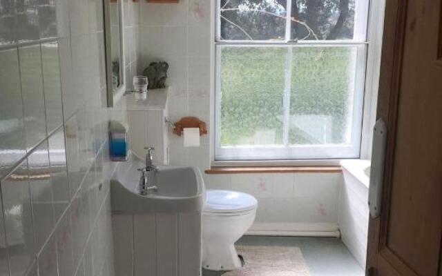 Haselor Farm B & B