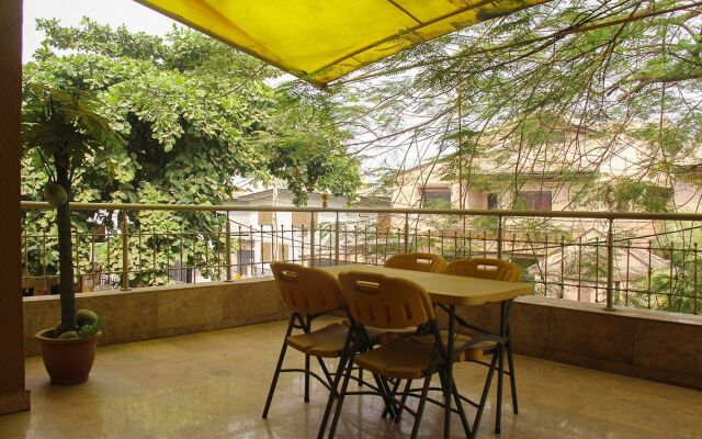 Banex Apartments