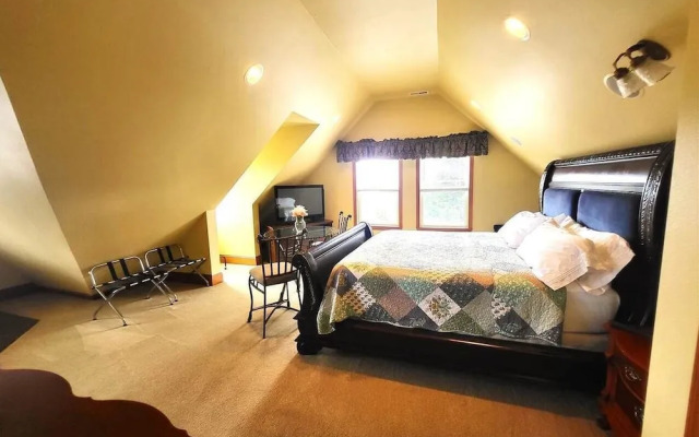 The Mansion Inn