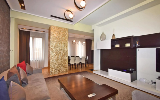 Teryan street, 3 bedrooms Luxury, Duplex apartment TT444
