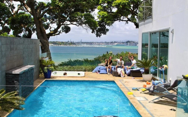 Sea view guest house