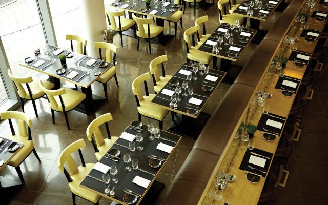 Crowne Plaza London - Battersea