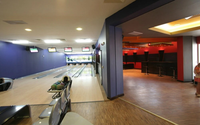 Marina Cape by Menada