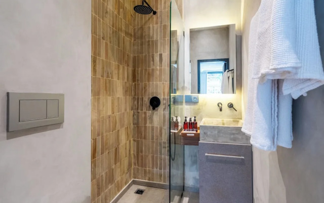 Work Stay and Unwind - Jungle Vista Apartments in Ubud by BCG