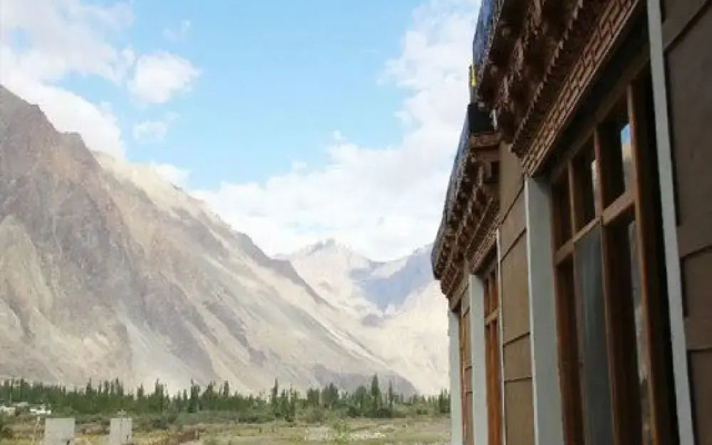 Hotel Grand Nubra