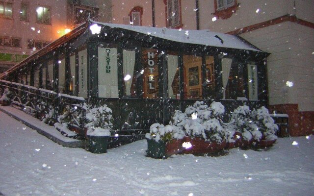 hotelImage