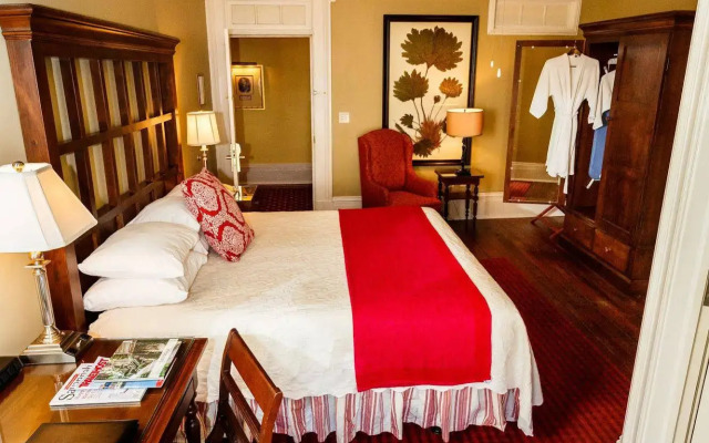 The Marshall House, Historic Inns of Savannah