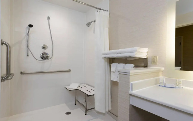 Fairfield Inn & Suites Medina