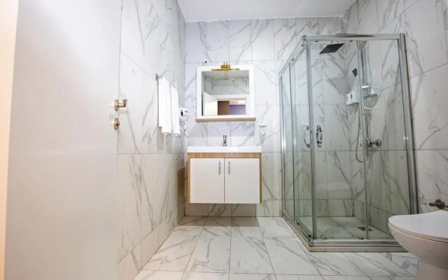 Alemeyn The Taksim Leons Hotel Cafe & Spa