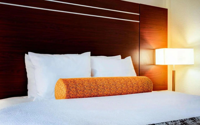 Radisson Hotel Southfield-Detroit