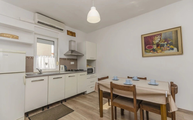 Apartments Katka Near Blue Beach