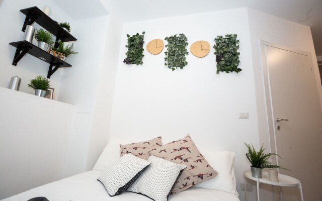 Home Hotel - Paruta 65