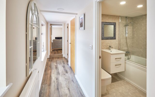 Host Stay Lobster Pot Apartment