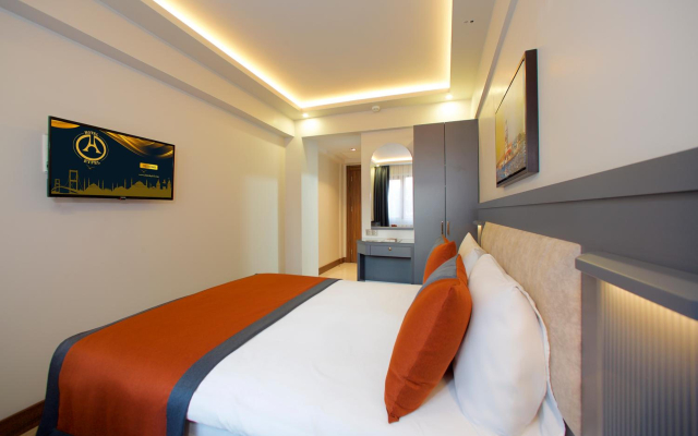 Eyfel Hotel