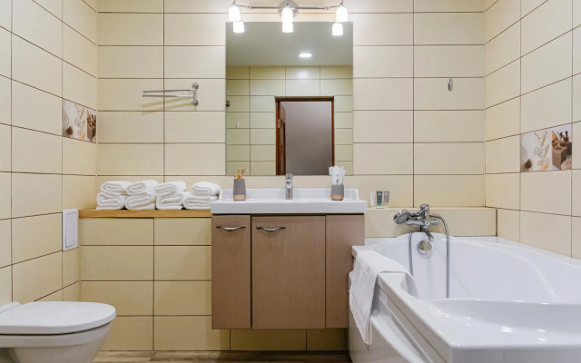 Апартаменты на улице Авиаторов 44