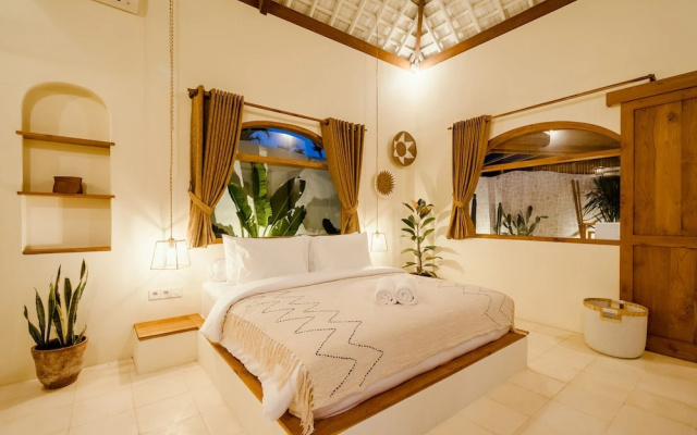 Villa Canggutopia 4 by Alfred in Bali - Relaxing 1BR Private Pool Villa 5min to Echo Beach – Guest Rooms – Canggu