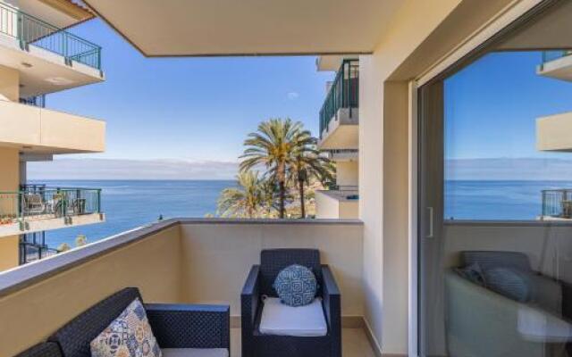 Atlantic Ocean View Apartment