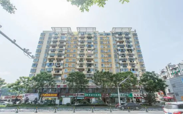 Vienna International Hotel (Yichang East Railway Station)