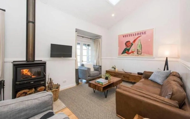 Peppertree Hill Luxury Farm Accommodation