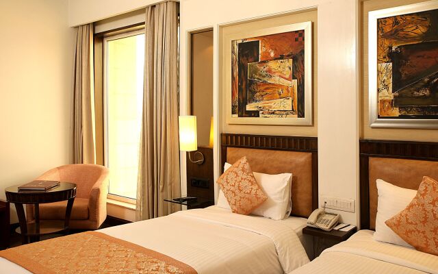 Inde Vista Woods Signature Tower