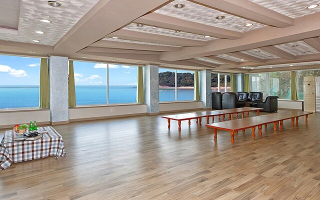 Yeongheung-do Hae Beach Pension