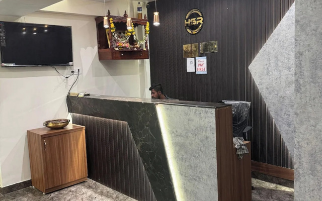 Hotel Sahara Residency