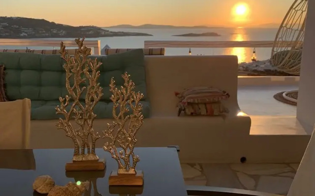 Sand Lily Mykonos