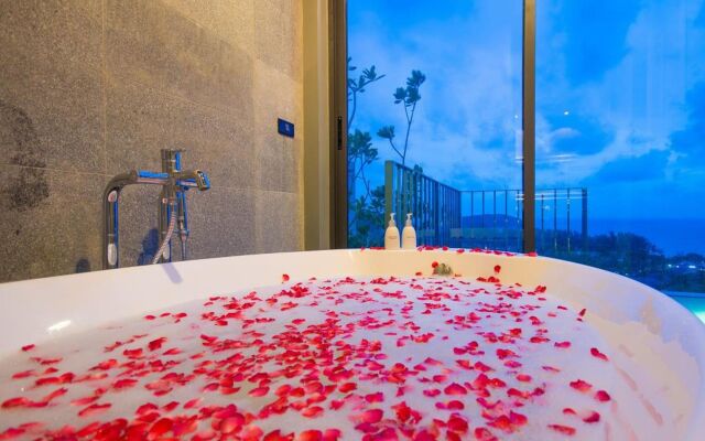 SUNSURI PHUKET, Nai Harn Beach