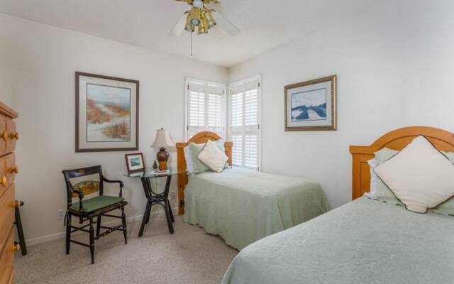 Harbour Oaks by Hodnett Cooper