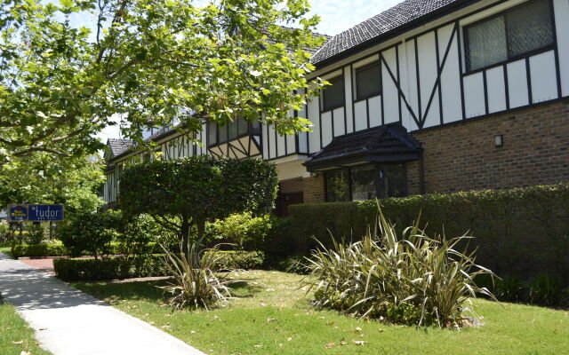 Best Western Plus The Tudor-Box Hill