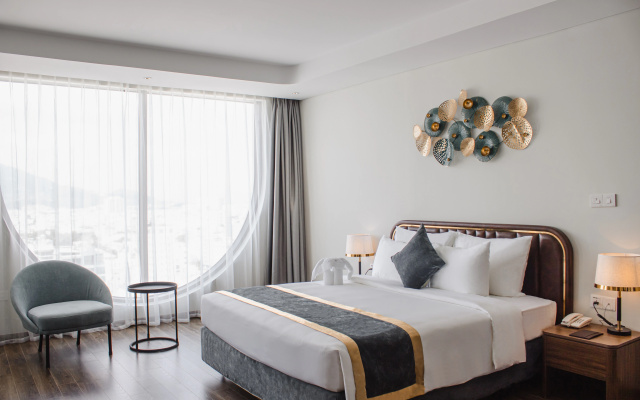 Grand Tourane Nha Trang Hotel - Image 4