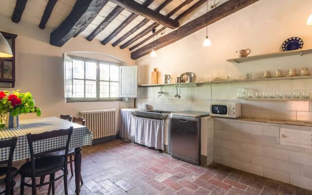 Rustic Farmhouse Stay, Carmignano