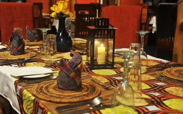 Nkuringo Bwindi Gorilla Lodge