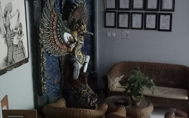 Taman Ayu Legian Hotel