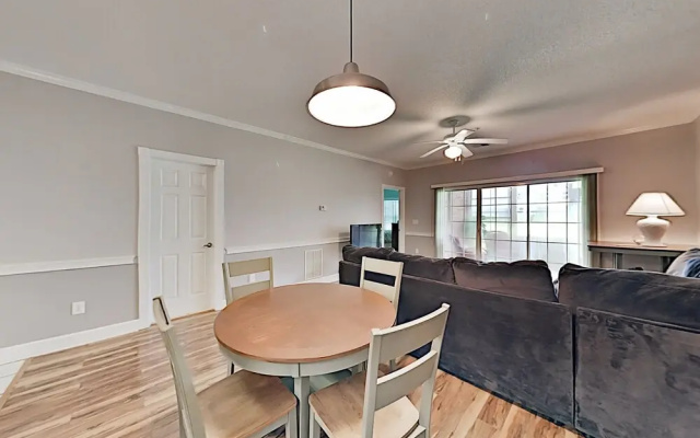 104magno 2 Bedroom Condo