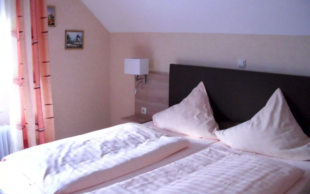 Hotel Road House