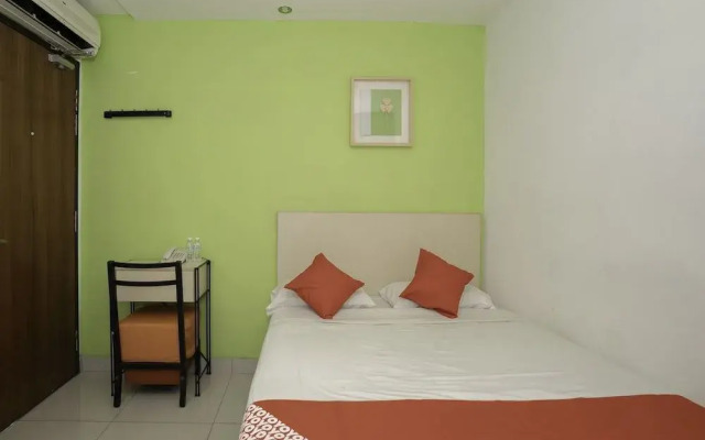 Oyo 903 Happy 92 Hotel