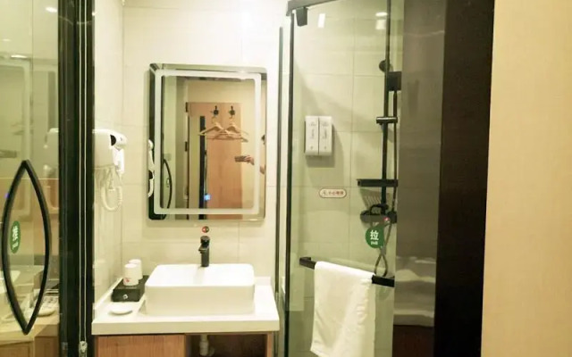 Shell Hotel Bozhou Lixin County Passenger Center