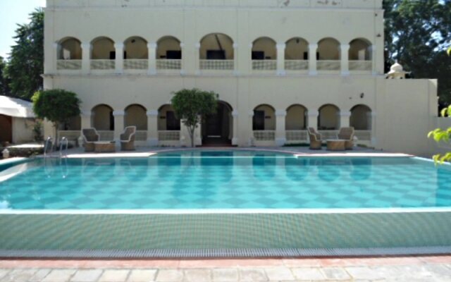 Hotel Roop Vilas Palace