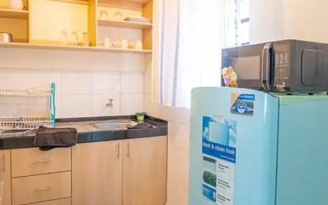 Lux Suites Cavendish Transit  Apartments