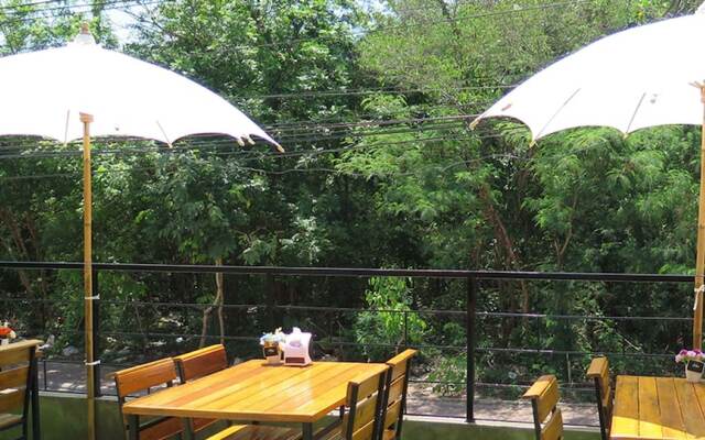 Phan Loft Koh Larn