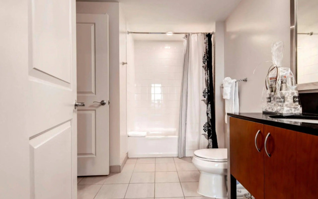 Global Luxury Suites Fenway Park