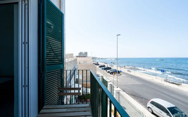 The Sea Outside Apartment 02 by Wonderful Italy