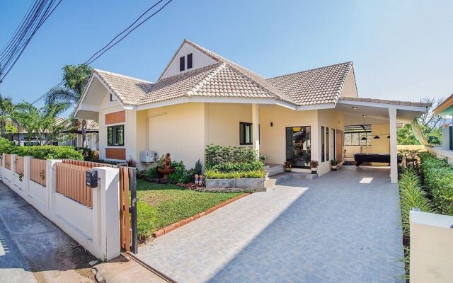 Great Green D Pool Villa