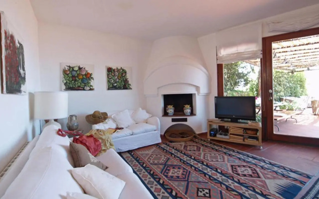Lalli House by Domusicily