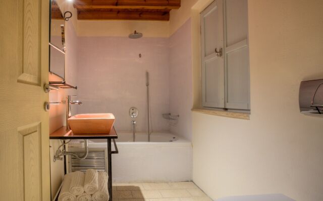 Acqua Blu Boutique Hotel