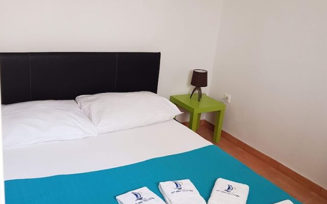 Apartment Angelina With 1 Bedroom and Terrace