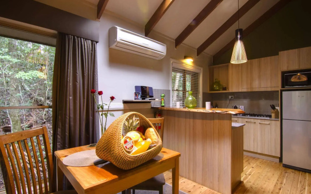 Narrows Escape Rainforest Retreat
