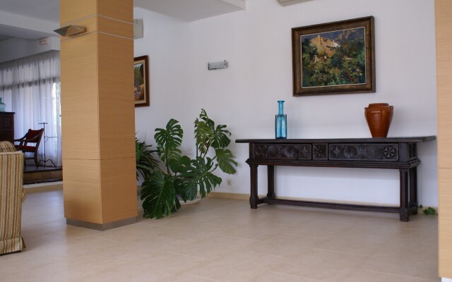 Apartamentos Isla del Sol Aparthotel